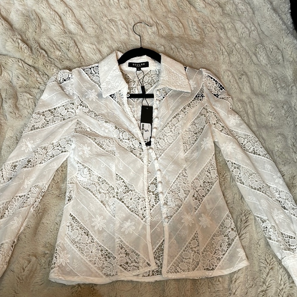 Beautiful hook eye shirt by Beulah